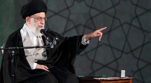 رضا انتصاري: النظام الإيراني الإسلامي يعادي التصوف والدراويش الكناباديين منذ البداية