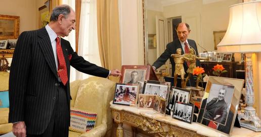 Bidding on History: Ardeshir Zahedi's Extraordinary Collection Goes Up for Auction