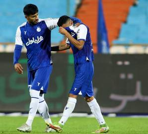 Esteghlal’s Amir Arsalan Motahari burst into tears after scoring this week, while Sanat Naft’s Meysam Tohidast mimed the gesture of hanging himself to protest the execution of protesters