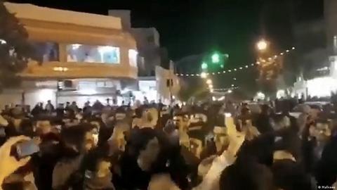 آتش اعتراضات، چهار روز پیش شعله‌ور شد و حالا شهرهای ۶ استان را در برگرفته است