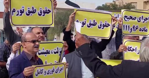 اعتصاب و تحصن کارگران در ۱۰۸ مجموعه کاری برای مطالبات مختلف