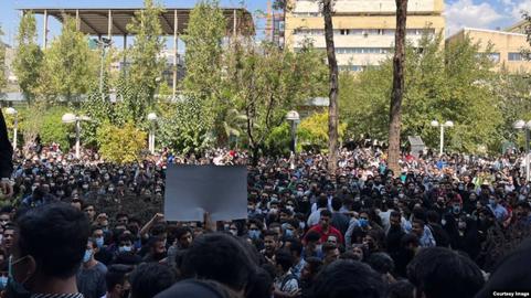 ۴۰ دانشجوی دانشگاه امیرکبیر تعلیق شدند