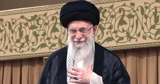 انگشترهای سیاسی علی خامنه‌ای؛ ابراز تاثیر بر افکار عمومی