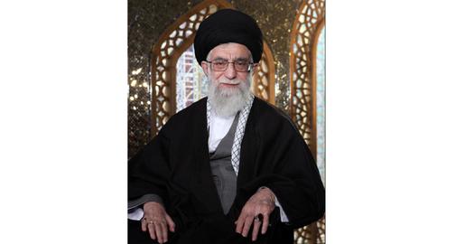 انگشترهای سیاسی علی خامنه‌ای؛ ابراز تاثیر بر افکار عمومی