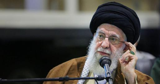 انگشترهای سیاسی علی خامنه‌ای؛ ابراز تاثیر بر افکار عمومی