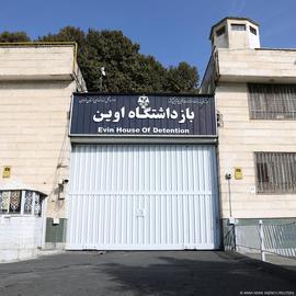 هشت زندانی سیاسی: اوین پناهگاهی ندارد، زندانیان را آزاد کنید