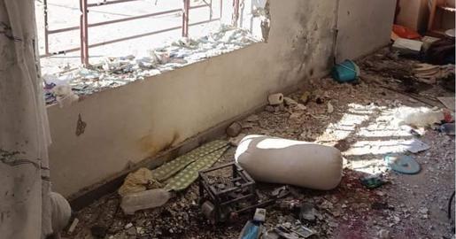 تصاویر منتشر شده از خانه مورد اشاره این شهروند در رسانه‌های اجتماعی، خانه‌ای روستایی را نشان می‌دهد که شدیدا هدف رگبار گلوله‌های جنگی قرار گرفته است