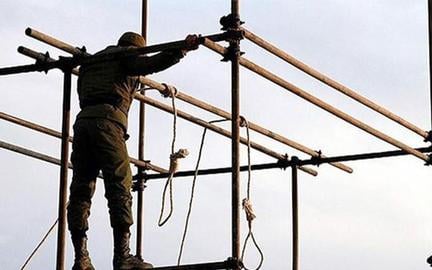 Political prisoners at Tehran's Fashafoyeh Prison staged an anti-death penalty protest