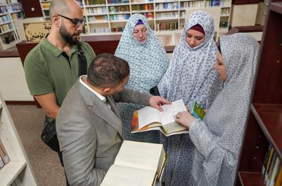 بازدید هیئت روسی از گنجینه‌ آستان قدس علوی در عراق