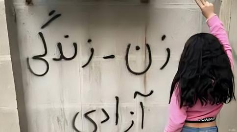 بدن زنانه و خرده کمپین‌ها؛ از بیکینی تا عکس نود