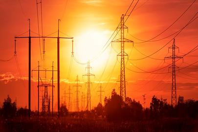 Unannounced Power Outages Resume in Iran, Disrupting Daily Life