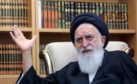 علوی بروجردی: سفره‌های مردم خالی است، بساط را در خطر می‌بینم