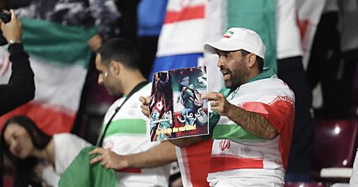 The members of the paramilitary forces deployed by the Islamic Republic of Iran to Qatar to “support” the Iranian football team during the ongoing Asian Cup football tournament receive daily salaries of up to $100, IranWire has learned