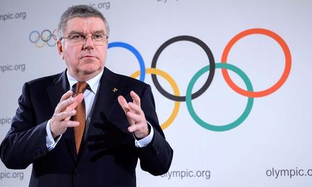 «توماس باخ»، رییس کمیته بین‌المللی المپیک به‌صورت رسمی اعلام کرد که مقامات عالی ورزش ایران در سفر به ژنو و دیدار با او تعهد داده‌اند از این‌ پس به «منشور المپیک» پایبند باشند