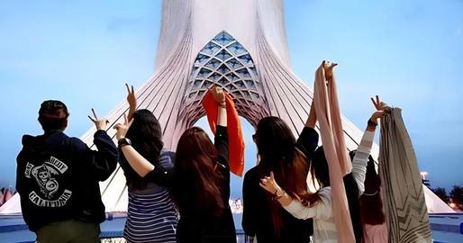 ڕاگەیەندراوی ناوەندی نووسەرانی ئێران بە بۆنەی ڕۆژی جیهانیی بەرەنگاربوونەی تووندوتیژی دژی ژنان