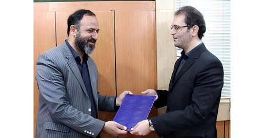 پایگاه خبری اقتصادی رشت امروز نوشته بود که او مسوولیت پایگاه بسیج مسجد امام رضا را عهده‌دار است