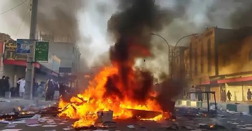 بر اساس اطلاع «ایران‌وایر»، تیری که جان جوان جلیل را گرفته، توسط یک تک تیرانداز در یکی از ساختمان‌های دولتی مجاور در خیابان خیام شلیک شده است