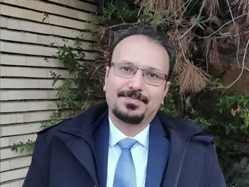 احمدرضا حائری، زندانی سیاسی: به غاصبان آزادی مشروعیت مجدد ندهید