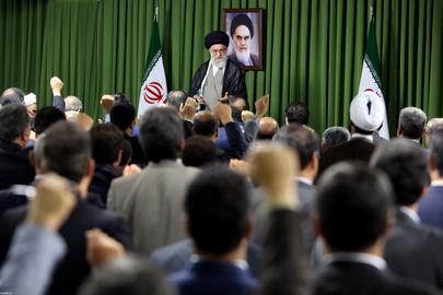 حمایت خامنه‌ای از قالیباف و سکوت  در قبال آبادان