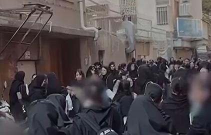 تخلیه و تعطیلی یک دانشگاه در تهران به‌دلیل فرونشست زمین