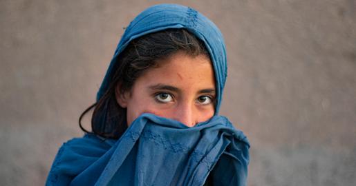 زنان پنجشیری را (طالبان) نکاح می‌کند، می‌برد دوباره میارد خانه. عکس:ایران وایر