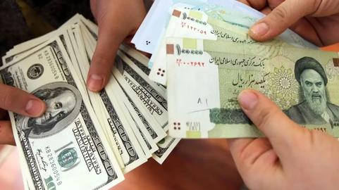 ABŞ dolları yenidən rekorda imza atıb