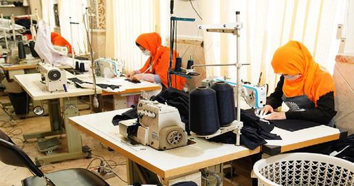 Iranian Workers Face a Crushing Dental Crisis