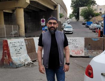 Hossein Razzaq, a prominent Iranian political and media activist, was released from Tehran's notorious Evin Prison on Monday after serving around 30 months behind bars