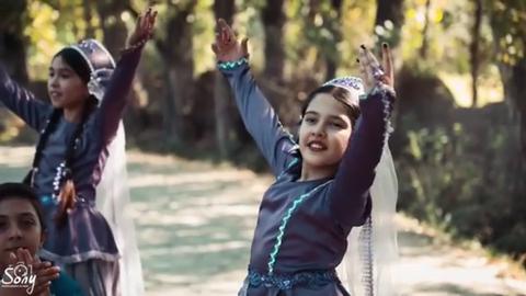 پلمپ شدن یک آموزشگاه رقص به دلیل انتشار رقص آذربایجانی چند دختر
