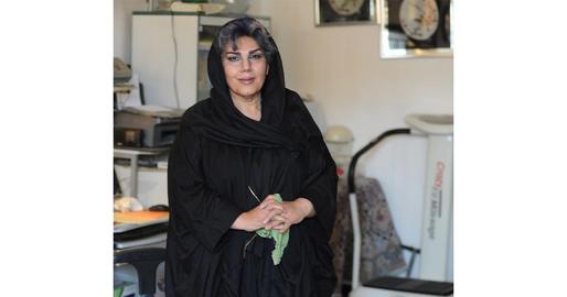 مریم‌خاتون ملک‌آرا در روایت خاطرات خود می‌گوید: «از زمان کودکی، خود را یک زن می‌دانستم و از پوشیدن شلوار و لباس‌های مردانه تنفر داشتم. اسم من فریدون ملک‌آرا بود و با شناسنامه مردانه زندگی می‌کردم.»