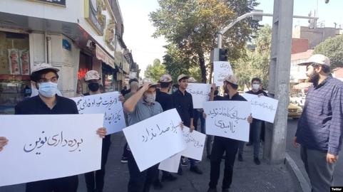 تجمع در اعتراض به سربازی اجباری در تهران