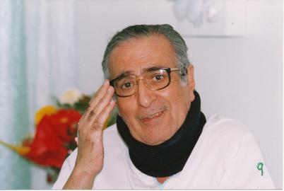 امروز سالمرگ «سیامک‌ پورزند»، روزنامه‌نگار و فعال فرهنگی ایرانی است که در تاریخ ۹ اردیبهشت ۱۳۹۰ در سن ۸۰ سالگی به زندگی خود خاتمه داد.