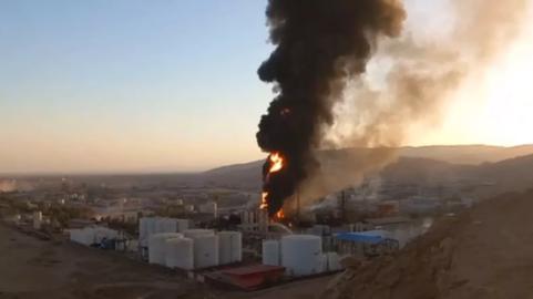 Explosion in Garmsar Industrial Town Injures 25, Fire Still Uncontained