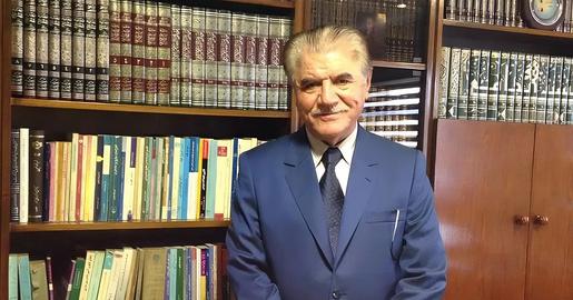 Abogado llama a la prohibición de viajar a la familia Amini una "forma de represalia"