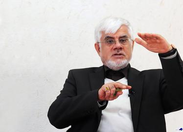 اخراج اساتید دانشگاه؛ محمدرضا عارف در اعتراض استعفا داد