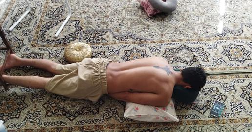 Erfan's eyes were bleeding, and concerned bystanders urgently summoned a nurse