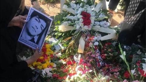 نام فرزادی را بسیاری در ارتباط با قتل «علیرضا شیرمحمدعلی»، زندانی عقیدتی در زمان ریاست او بر زندان «تهران بزرگ» (فشافویه) می‌شناسند