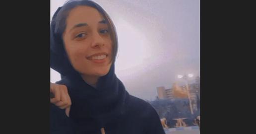 Fatemeh Rashidi Aberghani, a student of English literature at Al-Zahra University in Tehran, was arrested by security forces near Revolution Square
