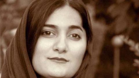 «فائزه عبدی پور» یکی دیگر از آن‌هاست که در جریان حوادث منتهی به حمله خونین گلستان هفتم، طعم بازداشت را چشیده است.