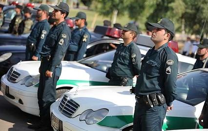 Polis məmurlarının silahdan istifadə etməsi ilə bağlı qanun təsdiq edilməsini istəyib