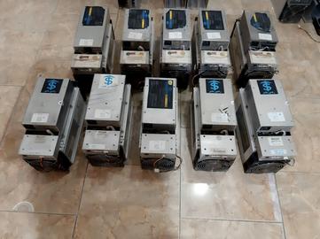 کشف ۱۱ دستگاه استخراج رمز ارز در یک اداره دولتی در لشت‌نشاء
