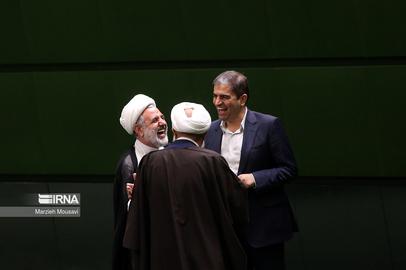 Iranian Parliamentarians Complain About Their Colleagues’ Changing Vote Pranks