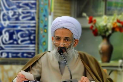 «محمدباقر محمدی لائینی» به‌جز آنکه نماینده ولی فقیه در استان مازندران باشد، امام‌جمعه ساری است