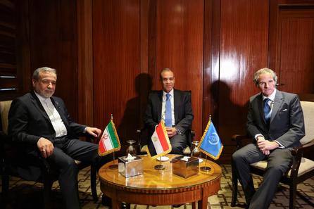 عراقچی در مصر: ملت ایران برای غنی‌سازی هزینه سنگینی پرداخته است