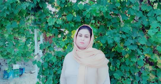 «معصومه یاوری»، یک زن خانه‌دار و زندانی سیاسی سابق، از روز ۱۴شهریور۱۴۰۲ بازداشت شده است