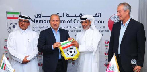جمهوری اسلامی تلاش می‌کند تا خود را شریک میزبانی کشور قطر در رقابت‌های جام جهانی ۲۰۲۲ نشان دهد؛ ولو آن‌که مدیران عالی‌رتبه این کشورها بارها به صورت مستقیم یا غیرمستقیم، این همکاری را رد کرده‌اند