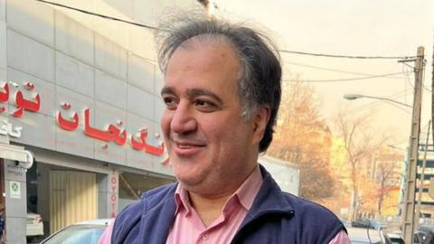 Journalist Mehdi Mahmoudian Summoned to Serve Eight-Month Prison Sentence