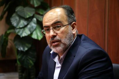 «مهرداد ویس‌کرمی»، عضو کمیسیون آموزش مجلس انقلابی، نیز در این رابطه گفته بود: «مسمومیت مدارس عامدانه بود؛ یک عده می‌خواستند مدارس دخترانه را تعطیل کنند.»