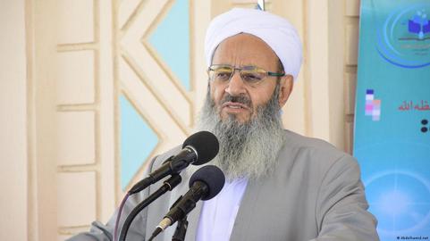 مولوی عبدالحمید : ۴۳ سال است حقوق زنان نادیده گرفته می‌شود