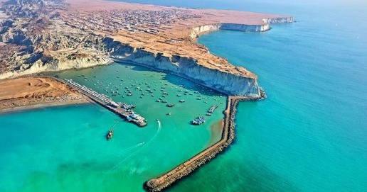 اقلیت‌های دینی، سیستان و بلوچستان، مکران، انتقال پایتخت،